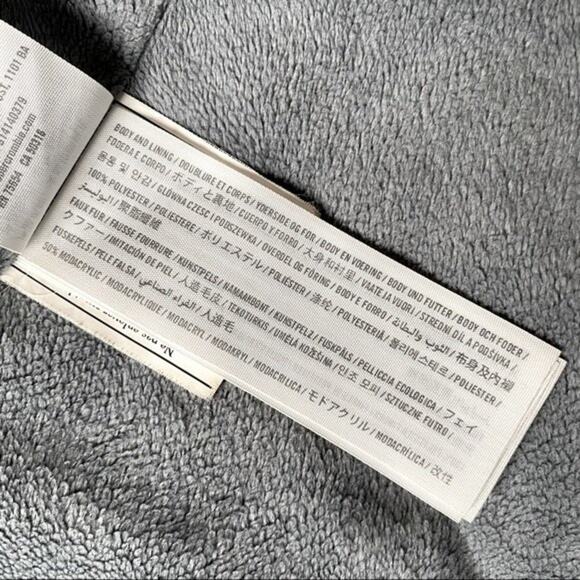 Abercrombie & Fitch Navy Classic Puffer Jacket Size M - Picture 8 of 11